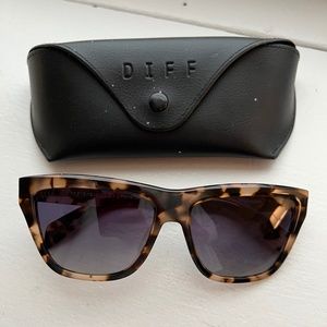 Diff Sunglasses HARPER - HIMALAYAN TORTOISE + GREY GRADIENT + POLARIZED